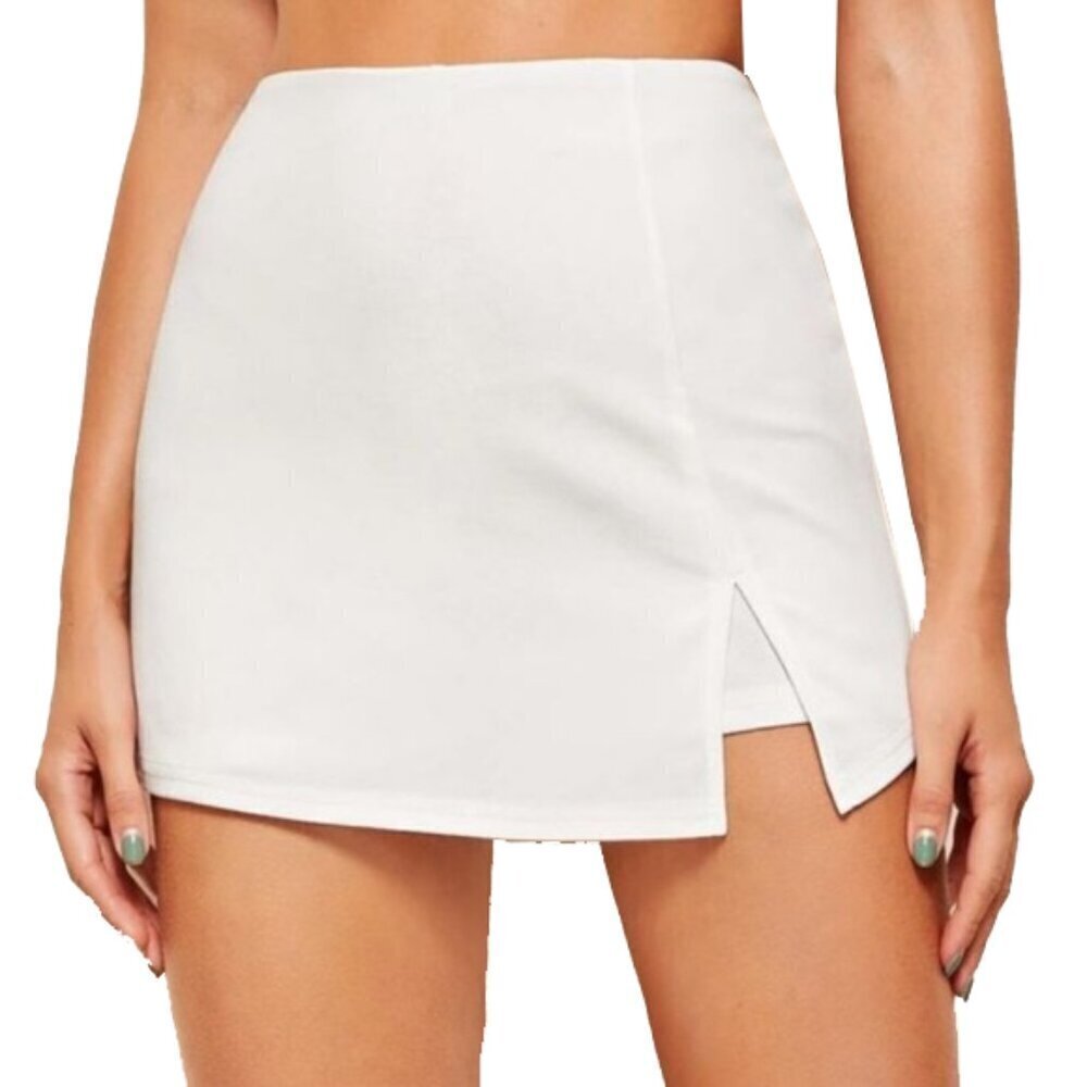 ❤️ 🆕 SHEIN split hem white Skirt / short Size L